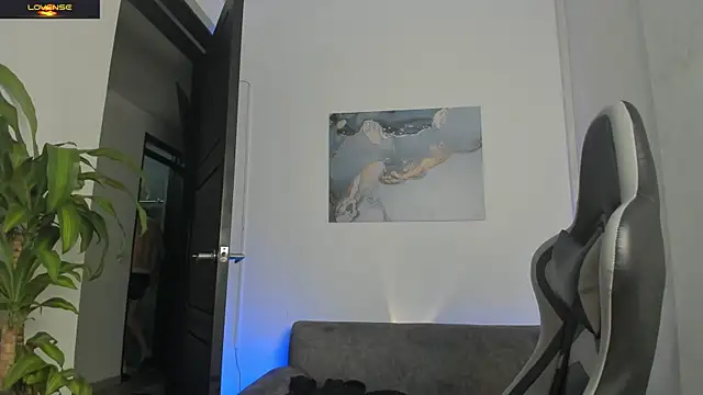 Snapshot of Yeiko_Romero_ chatting on September 29, 2025, 10:00 am Yeiko Romero  online show from September 29, 2025, 10:00 am