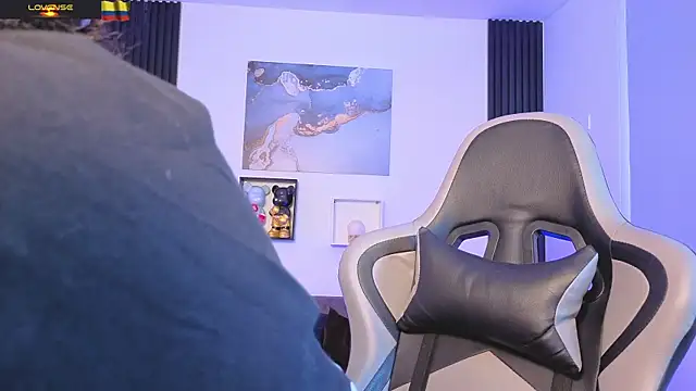 Yeiko Romero  online show from July 24, 2026, 5:31 pm