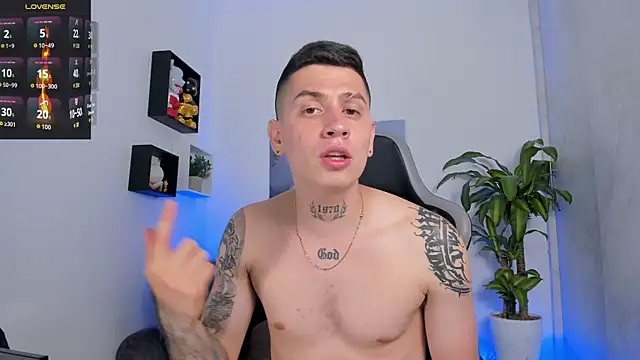 Snapshot of Yeiko_Romero_ chatting on September 19, 2025, 5:50 pm Yeiko Romero  online show from September 19, 2025, 5:50 pm