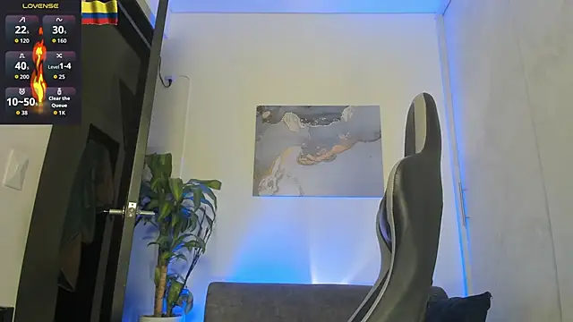 Snapshot of Yeiko_Romero_ chatting on November 2, 2025, 12:32 pm Yeiko Romero  online show from November 2, 2025, 12:32 pm