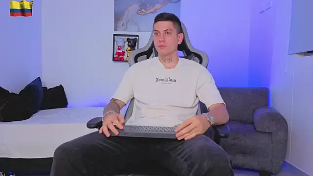 Yeiko Romero  online show from April 26, 2026, 10:34 am