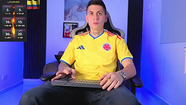 Yeiko Romero  online show from June 17, 2026, 5:56 pm