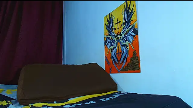 Snapshot of Thomass00 chatting on October 28, 2025, 12:11 am Thomass00 online show from October 28, 2025, 12:11 am