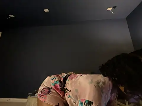 wynterheat online show from April 18, 2026, 7:58 pm