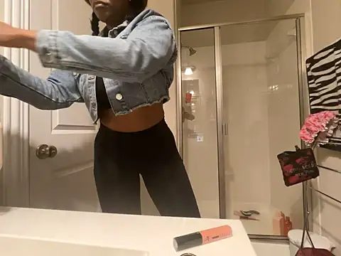 wynterheat online show from April 13, 2026, 9:57 am