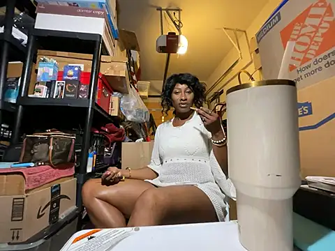Snapshot of wynterheat chatting on July 12, 2026, 9:26 pm wynterheat online show from July 12, 2026, 9:26 pm