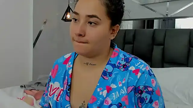 Ayla martinez online show from March 9, 2025, 7:34 am