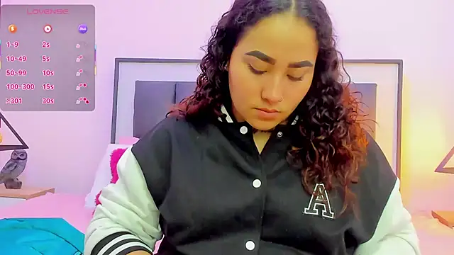 Ayla martinez online show from September 26, 2025, 2:40 am