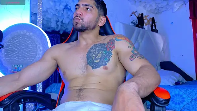 Rich boy01 online show from November 26, 2025, 3:45 pm