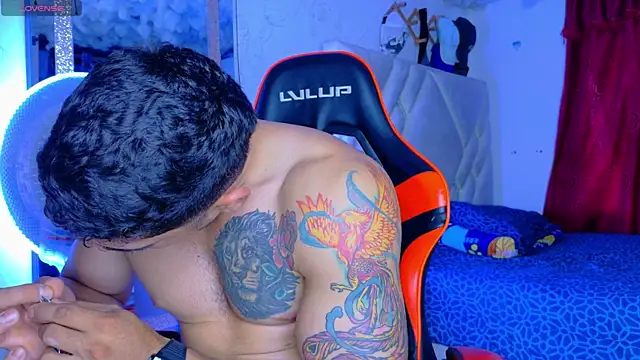 Snapshot of Rich_boy01 chatting on October 30, 2025, 9:01 pm Rich boy01 online show from October 30, 2025, 9:01 pm