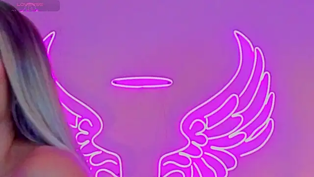 Snapshot of _scarletmoore chatting on October 24, 2025, 9:41 am scarletmoore online show from October 24, 2025, 9:41 am