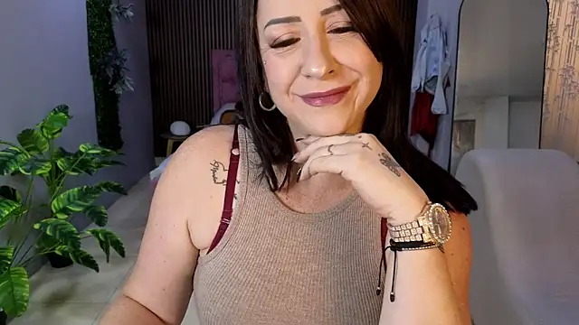 camil milfdream online show from May 9, 2026, 11:02 am