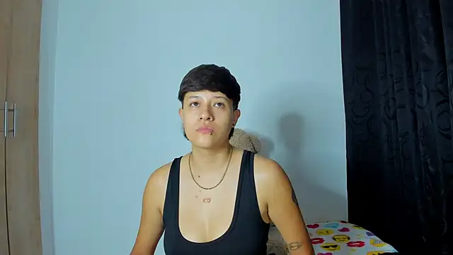 violet casper  online show from December 29, 2024, 12:09 am