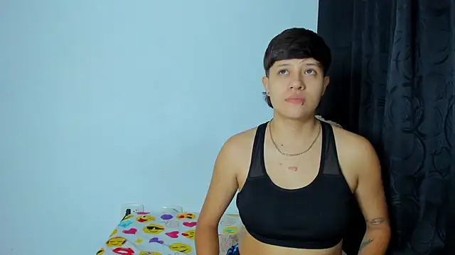 violet casper  online show from December 31, 2024, 5:55 am
