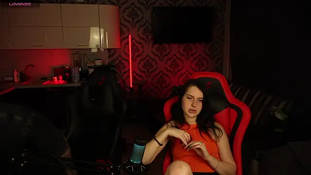 Snapshot of devilstwo_1 chatting on February 1, 2025, 10:23 pm devilstwo 1 online show from February 1, 2025, 10:23 pm