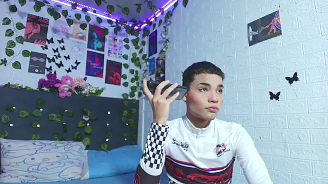 Snapshot of stevan1855 chatting on September 29, 2025, 2:51 am stevan1855 online show from September 29, 2025, 2:51 am