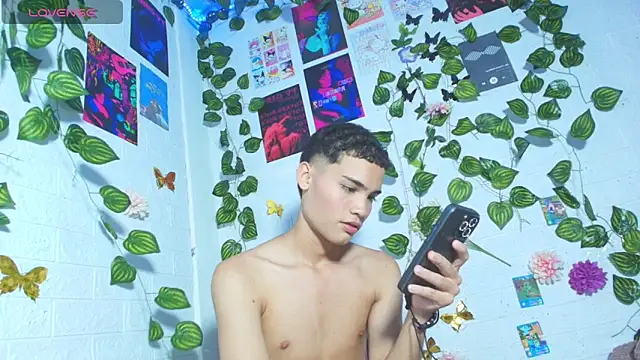 stevan1855 online show from April 15, 2026, 5:17 pm