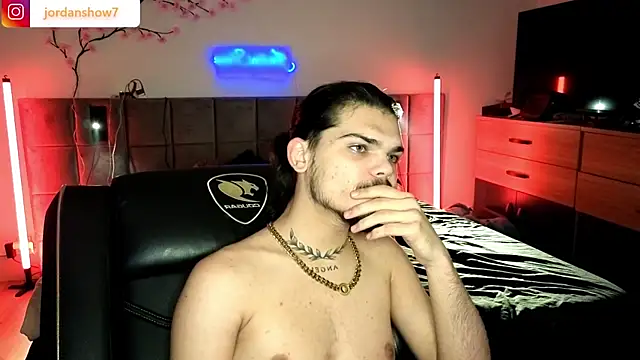 Snapshot of JordanShow chatting on February 13, 2026, 6:57 am JordanShow online show from February 13, 2026, 6:57 am