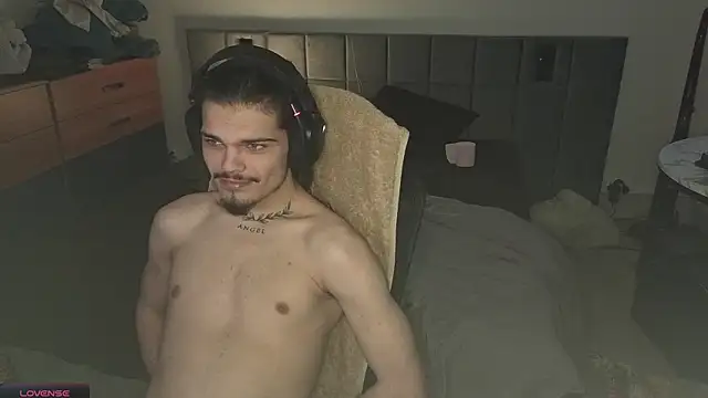 Snapshot of JordanShow chatting on March 8, 2025, 11:37 am JordanShow online show from March 8, 2025, 11:37 am