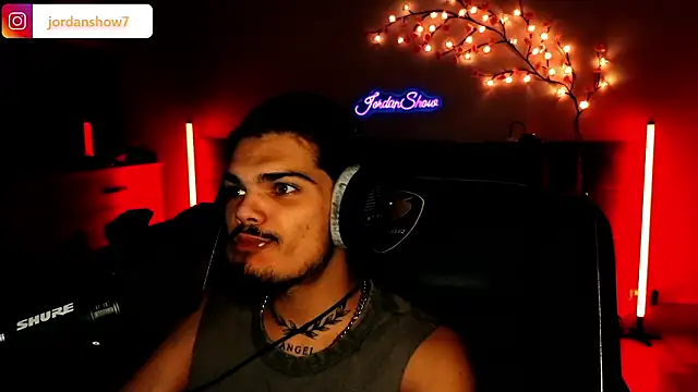 Snapshot of JordanShow chatting on February 3, 2026, 6:46 pm JordanShow online show from February 3, 2026, 6:46 pm