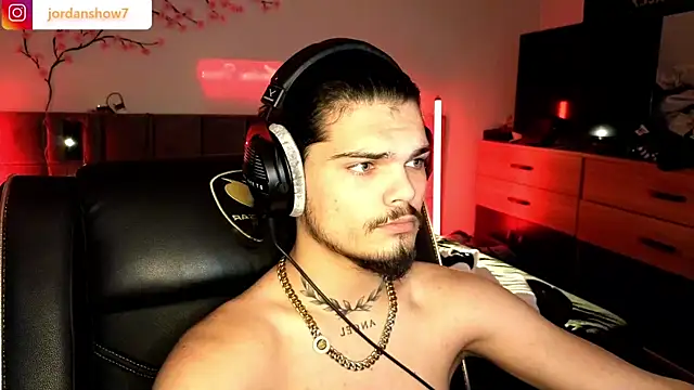 Snapshot of JordanShow chatting on February 11, 2026, 9:31 am JordanShow online show from February 11, 2026, 9:31 am