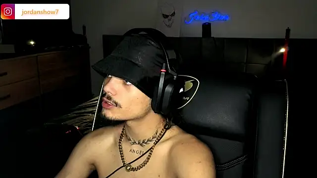 Snapshot of JordanShow chatting on September 14, 2025, 7:14 pm JordanShow online show from September 14, 2025, 7:14 pm