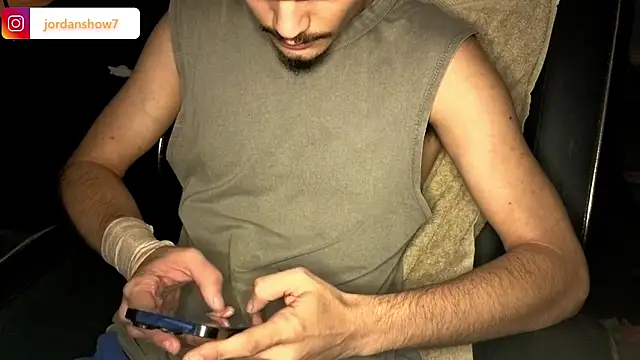 Snapshot of JordanShow chatting on September 23, 2025, 4:14 pm JordanShow online show from September 23, 2025, 4:14 pm