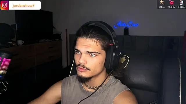 Snapshot of JordanShow chatting on September 11, 2025, 1:33 pm JordanShow online show from September 11, 2025, 1:33 pm