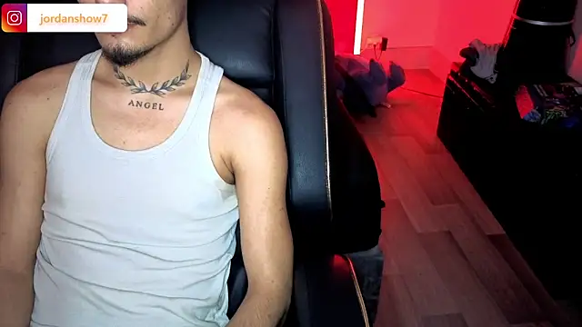 Snapshot of JordanShow chatting on October 9, 2025, 8:26 am JordanShow online show from October 9, 2025, 8:26 am