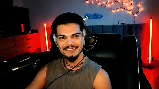 Snapshot of JordanShow chatting on February 2, 2026, 4:39 pm JordanShow online show from February 2, 2026, 4:39 pm