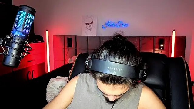 Snapshot of JordanShow chatting on September 27, 2025, 11:33 pm JordanShow online show from September 27, 2025, 11:33 pm