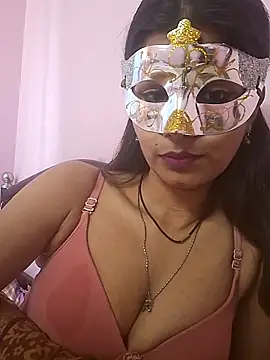Nandinip2706 online show from May 11, 2026, 8:16 am