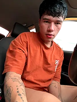 Snapshot of Logan_smith1 chatting on October 3, 2025, 6:53 pm Logan smith1 online show from October 3, 2025, 6:53 pm