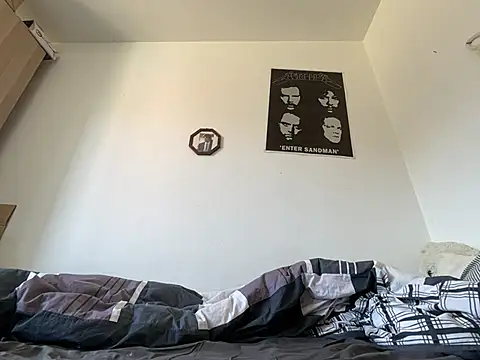 ofeefox online show from March 20, 2025, 8:42 am