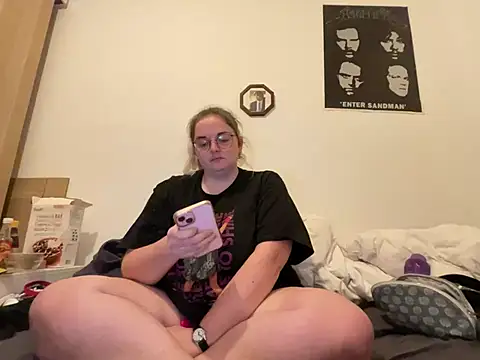 ofeefox online show from January 14, 2025, 5:56 pm