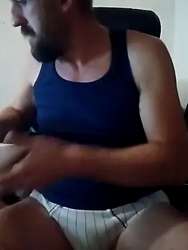 Snapshot of GrofLicno chatting on October 15, 2025, 8:28 pm GrofLicno online show from October 15, 2025, 8:28 pm