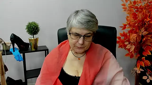 IrisDream online show from February 3, 2025, 10:58 am