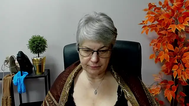 IrisDream online show from March 13, 2025, 10:57 am