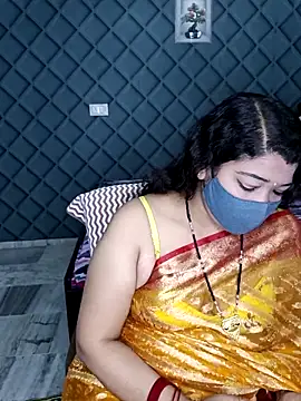 Cute-Raashii online show from February 27, 2025, 5:47 pm