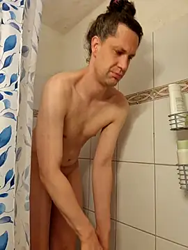 Snapshot of Josephine_LIVE chatting on October 20, 2025, 4:36 am Josephine LIVE online show from October 20, 2025, 4:36 am