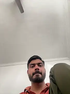 hotboysammy online show from January 1, 2025, 7:09 am