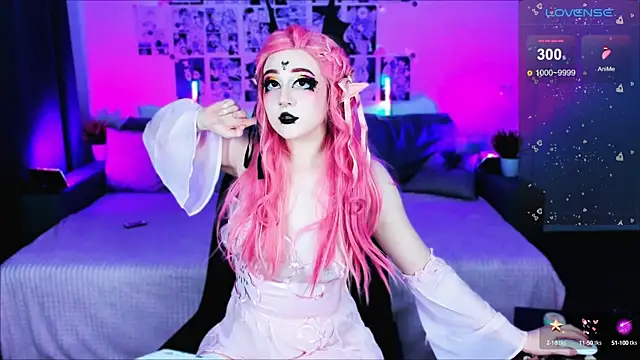 Snapshot of Aki__Ra chatting on September 28, 2025, 10:00 am Aki Ra online show from September 28, 2025, 10:00 am