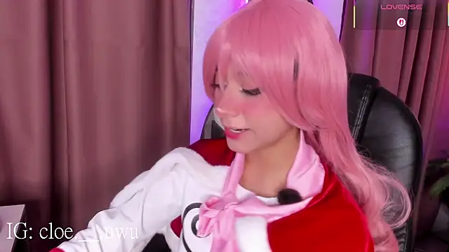 cloe  palmer online show from October 18, 2025, 12:29 pm