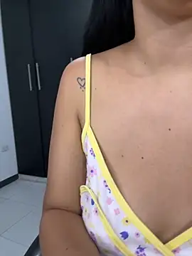 Snapshot of iiris_ chatting on September 27, 2025, 3:56 am iiris online show from September 27, 2025, 3:56 am