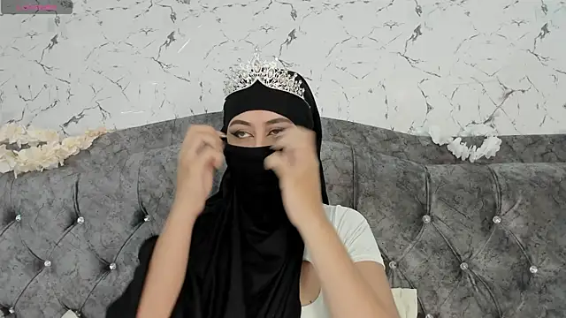 Snapshot of iiris_ chatting on September 19, 2025, 2:54 pm iiris online show from September 19, 2025, 2:54 pm