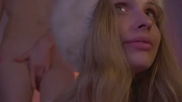 divinelights online show from December 23, 2024, 1:03 pm