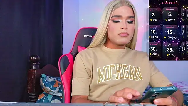 AllisonsweetZ online show from September 25, 2025, 7:20 pm