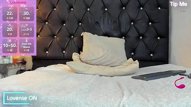 AllisonsweetZ online show from January 21, 2025, 11:13 pm