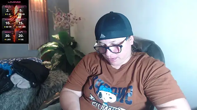 Snapshot of katty_femdom chatting on September 24, 2025, 6:03 pm katty femdom online show from September 24, 2025, 6:03 pm