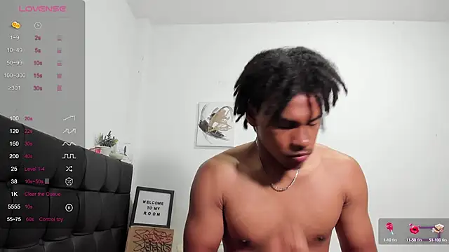 Snapshot of RoddyRich11 chatting on October 4, 2025, 11:45 am RoddyRich11 online show from October 4, 2025, 11:45 am